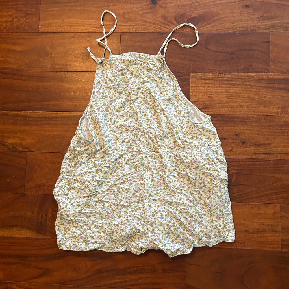 Aeropostale flowered romper.  Large, adjustable straps.